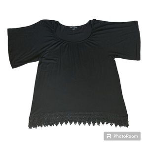 Cable & Gauge Black Top Dolman Sleeves Crochet Bottom Hem Slight Stretch Large